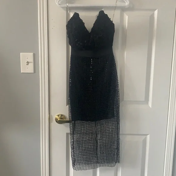 Couture LBD - Picture 2 of 4